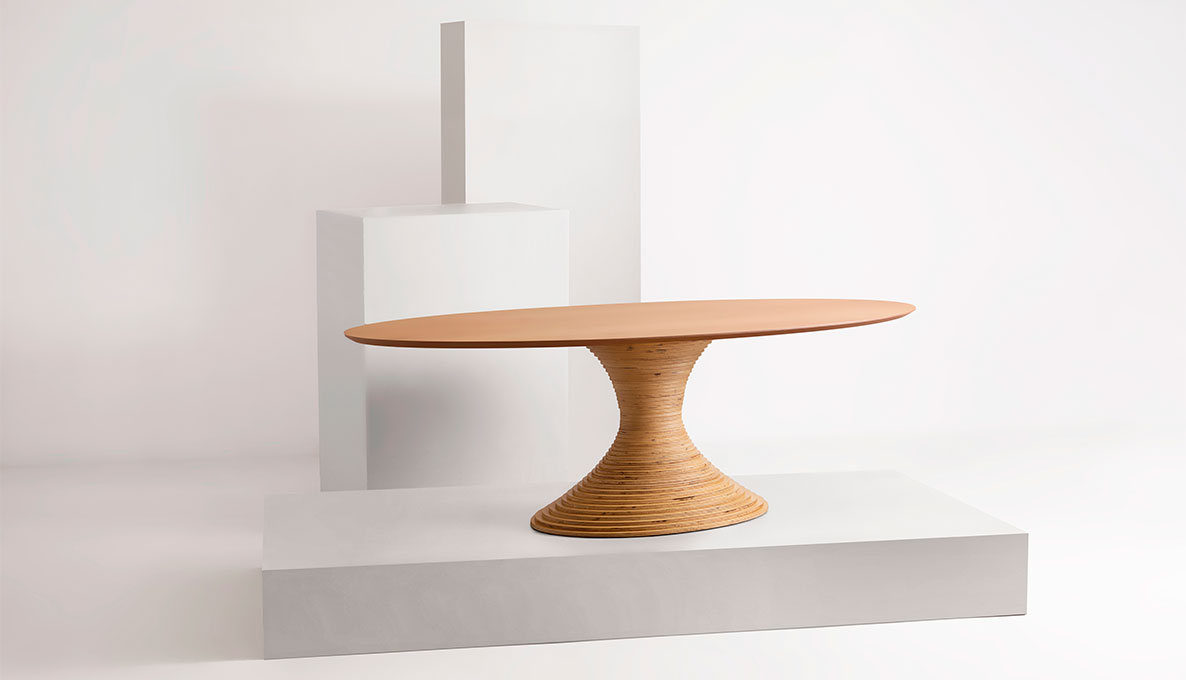 Mesa Saturno Oval