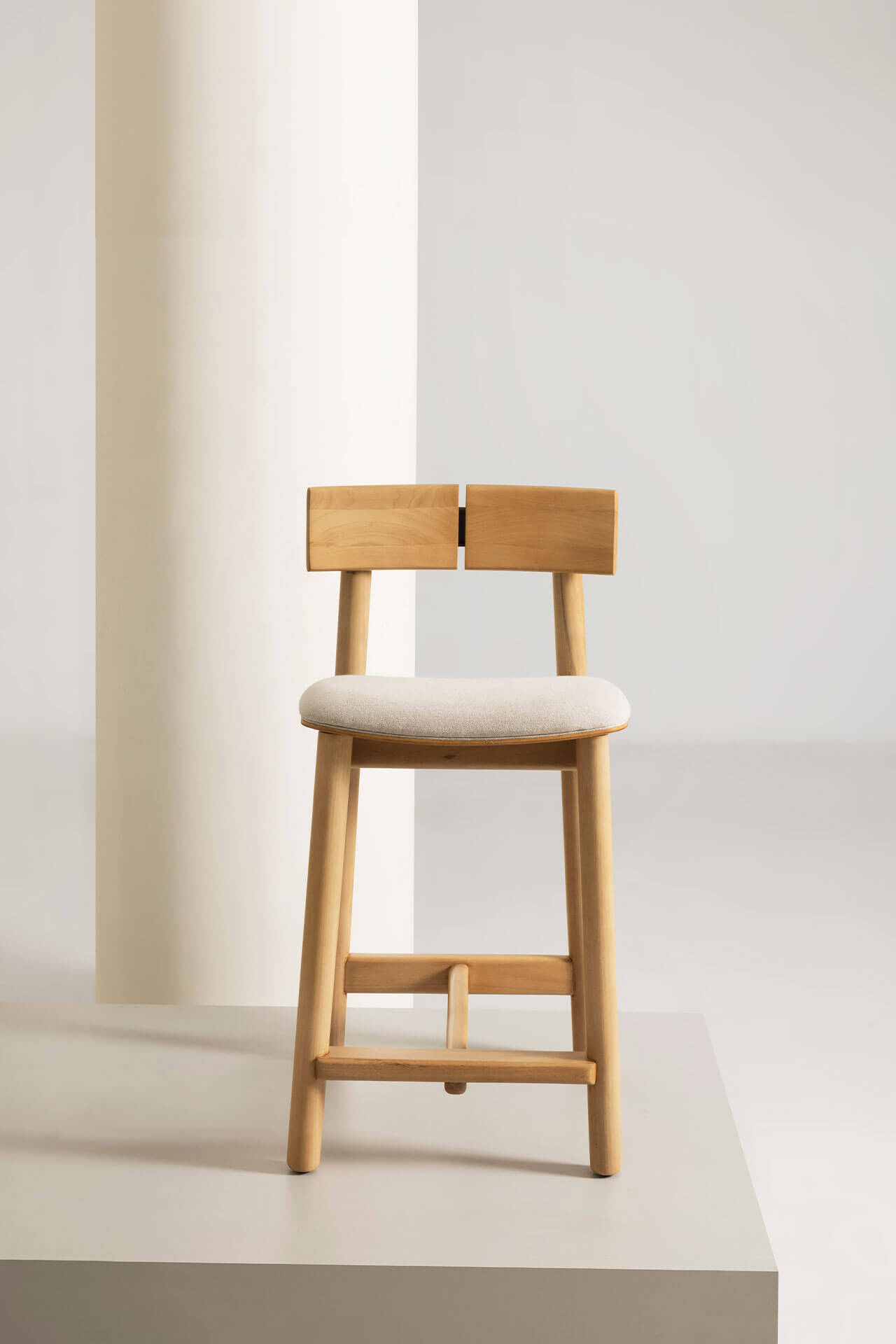 Cadeira Kiri Alta Estofada